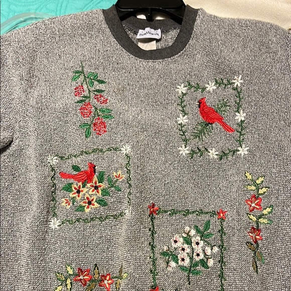 Tiara International Gray Embroidered Sweater - Picture 1 of 1